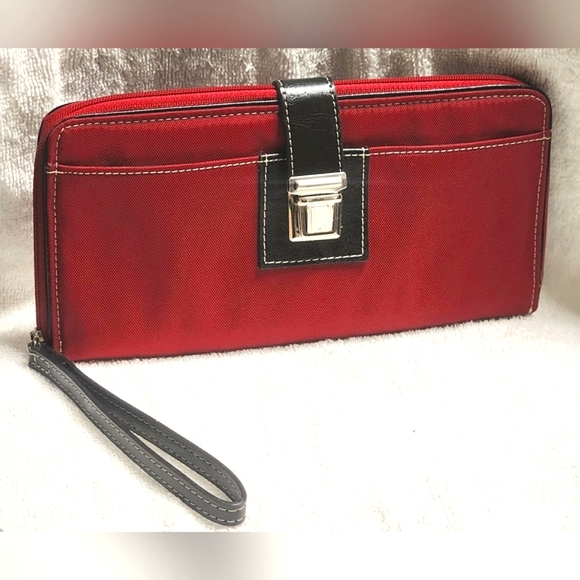 LOFT **NEW**NEVER USED LARGE WALLET - Picture 2 of 16